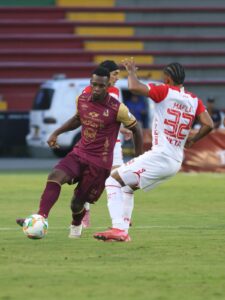 Tolima elimina a Santa Fe y queda a un paso de la gran final 11 IMG 20251129 WA0133
