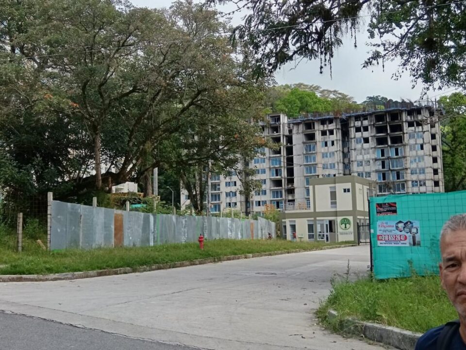 5 tras siete anos de espera compradores de la constructora prabyc denuncian reiterados incumplimientos 1