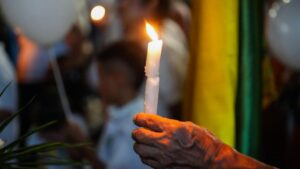 El Espinal encendió una velatón por Mía Kathaleya y clamó justicia por su muerte 13 WhatsApp Image 2026 05 28 at 5.17.46 AM