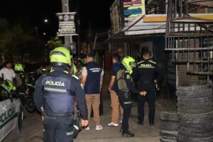 Ocho establecimientos nocturnos fueron cerrados temporalmente en la comuna 7 de Ibagué 11 WhatsApp Image 2026 07 14 at 5.41.07 AM