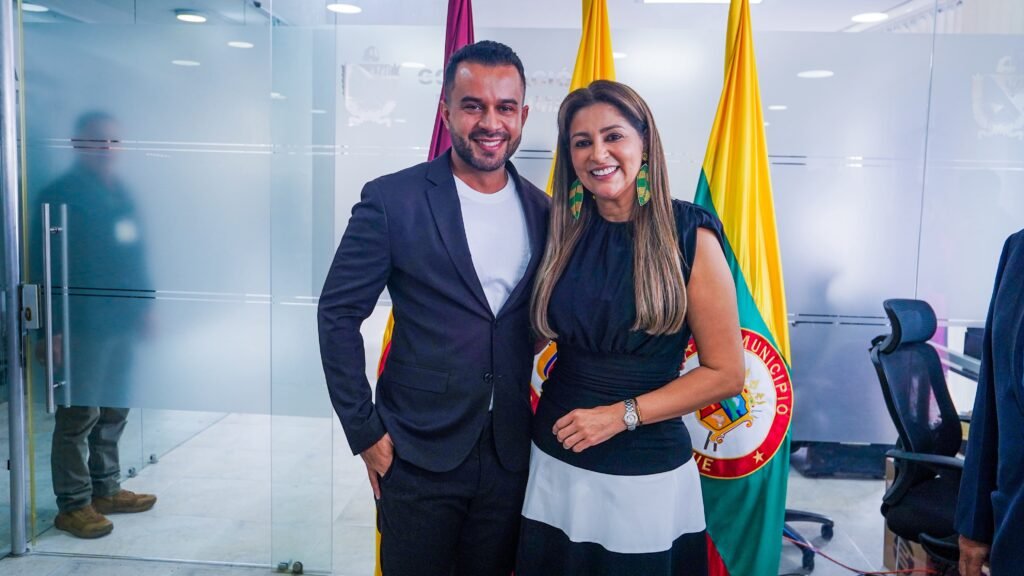 Gobernadora Adriana Matiz mueve su equipo: cinco nuevos funcionarios llegan a la administración departamental 19 WhatsApp Image 2026 08 19 at 5.52.41 AM1